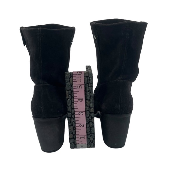 Coclico Black Suede Block Heel Pull On Ankle Boots Size 39 1/2 Women's - Picture 9 of 10